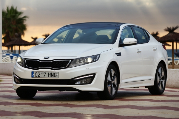 Kia Optima je dalším hybridním vozem na českém trhu.
