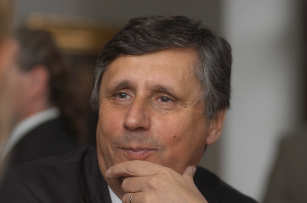 Kandidát na prezidenta Jan Fischer. Kandidát na prezidenta Jan Fischer.