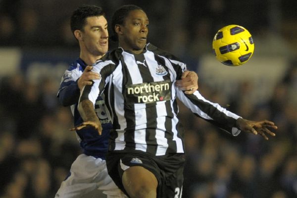 Nile Ranger (v popředí).