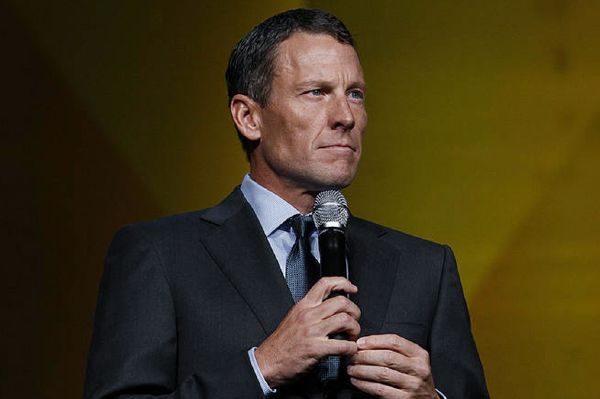 Lance Armstrong na galaveceru. Lance Armstrong na galaveceru.