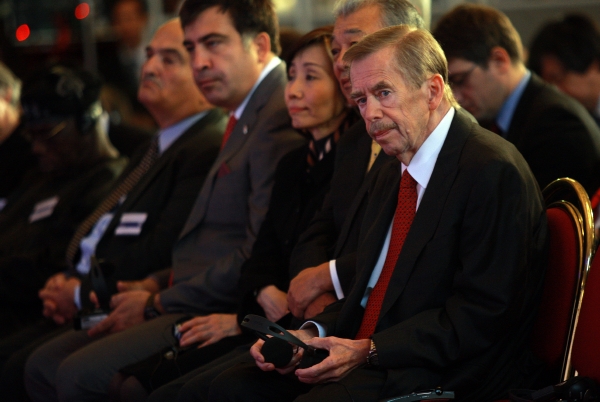 Václav Havel, jeden z duchovních otců akce Forum 2000.