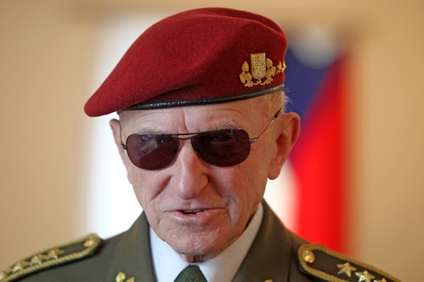 Veterán Tomáš Sedláček zemřel 27. srpna v Praze.