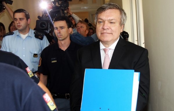 Doktor Jaroslav Barták u soudu.