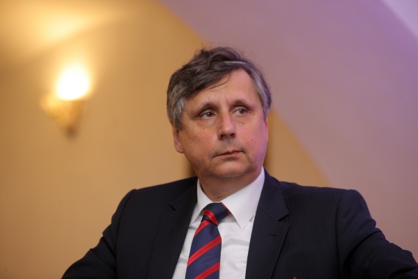 Kandidát na prezidenta Jan Fischer.