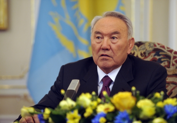 Kazašský prezident Nursultan Nazarbajev. Kazašský prezident Nursultan Nazarbajev.