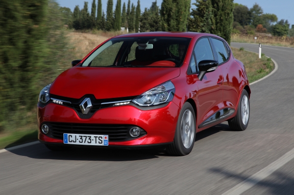 Nová tvář Renaultu, jak ji představuje model Clio.