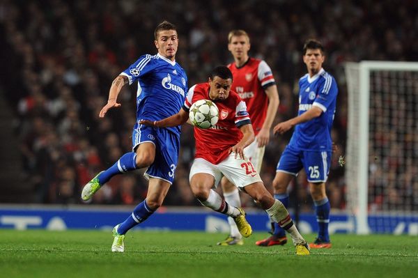 Arsenal doma podlehl Schalke.
