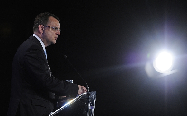 Podle slovenského listu Sme pravice v Česku končí tak jako tak. Zda padne vláda, je jedno. Na snímku premiér Petr Nečas (ODS).