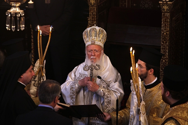 Řecká církev je prakticky největším realitním vlastníkem v zemi, i na ni však, jak se zdá, dolehla krize (ilustrační foto). Řecká církev je prakticky největším realitním vlastníkem v zemi, i na ni však, jak se zdá, dolehla krize (ilustrační foto).