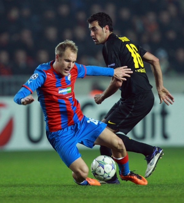 Plzeňský záložník Daniel Kolář (vlevo, archivní snímek).