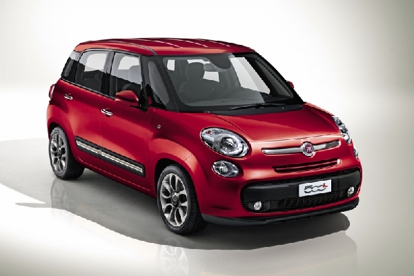 Fiat 500, který v letošním roce narostl na 500L.