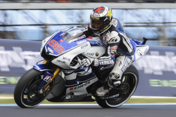 Španěl Jorge Lorenzo se stal podruhé šampionem MotoGP. Španěl Jorge Lorenzo se stal podruhé šampionem MotoGP.