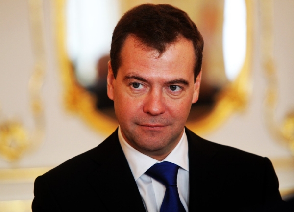Bývalý prezident a nynější premiér Dmitrij Medveděv zimní čas zrušil. Bývalý prezident a nynější premiér Dmitrij Medveděv zimní čas zrušil.
