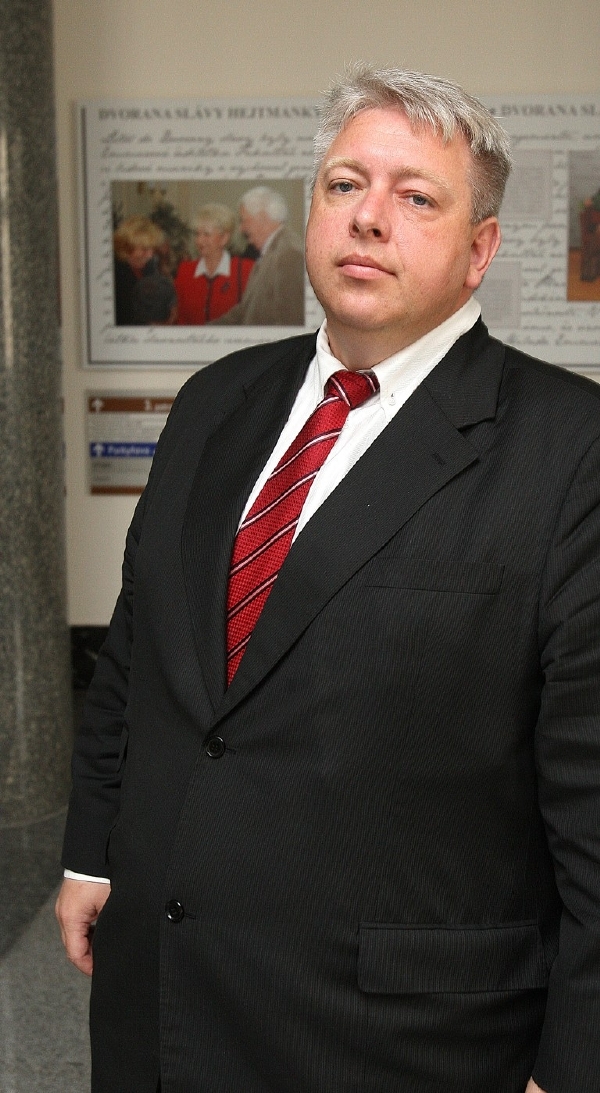 Hejtman Plzeňského kraje Milan Chovanec (ČSSD).