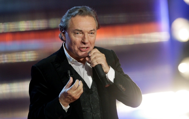 Hlavním vánočním pořadem TV Barrandov bude koncert Karla Gotta.