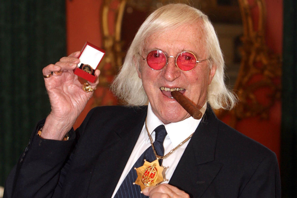 Zesnulý Jimmy Savile. Zesnulý Jimmy Savile.