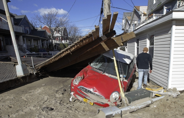 New York po řádění bouře Sandy. New York po řádění bouře Sandy.