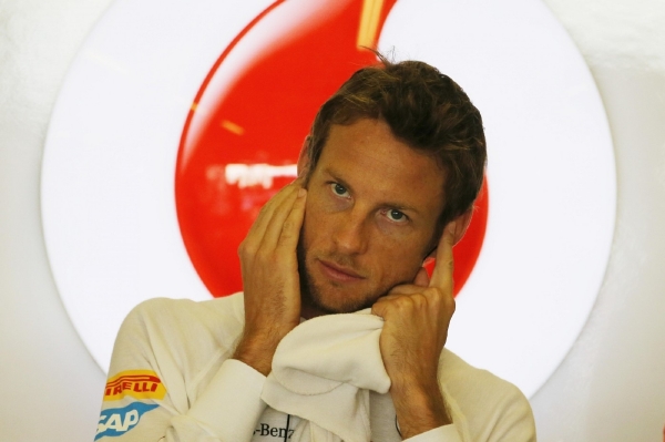 Jenson Button se letos trápí.