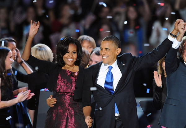 Důvod k radosti. Barack Obama bude prezidentam i další čtyři roky. Na snímku s manželkou Michelle.