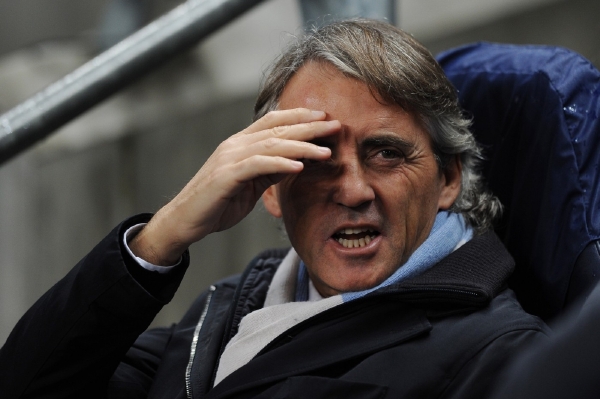 Roberto Mancini doufá, že jeho svěřenci vydřou postup.