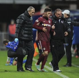 Útočník Václav Kadlec bude Spartě po ošklivém zranění hlavy ještě dlouho chybět.