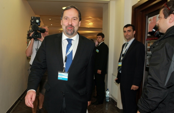 Radek John. Radek John.