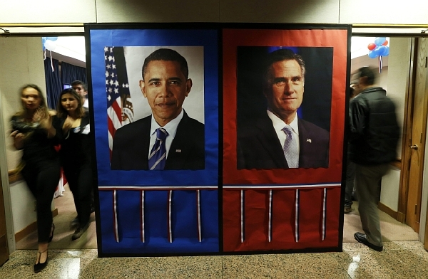 O osudu Baracka Obamy a Mitta Romneyho letos přišlo rozhodnout jenom 57 procent voličů.