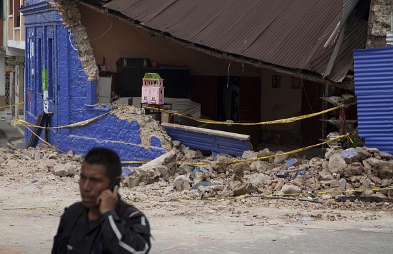 Obraz zkázy v Guatemale: Lidé zahynuli převážně pod troskami zřícených domů. 