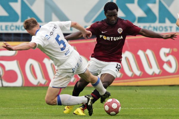 Bony Wilfried ještě ve sparťanském dresu.