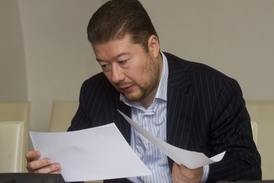 Senátor a uchazeč o prezidentské křeslo Tomio Okamura.