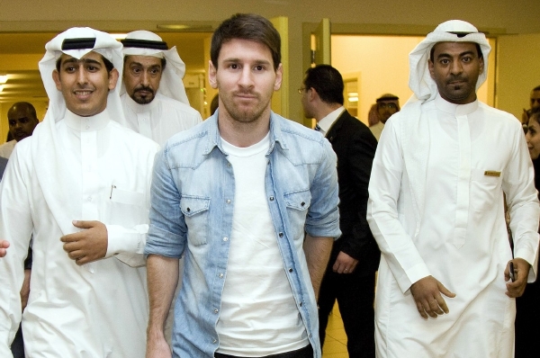 Lionel Messi si po příletu do Rijádu "užil" pořádné davové šílenství.