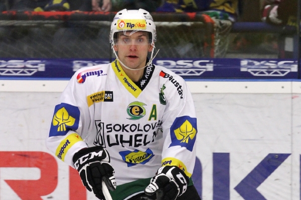 Hokejový obránce Petr Gřegořek opouští extraligové Karlovy Vary, ve zbytku sezony bude mistr světa z roku 2010 hrát za pražskou Spartu. Hokejový obránce Petr Gřegořek opouští extraligové Karlovy Vary, ve zbytku sezony bude mistr světa z roku 2010 hrát za pražskou Spartu.