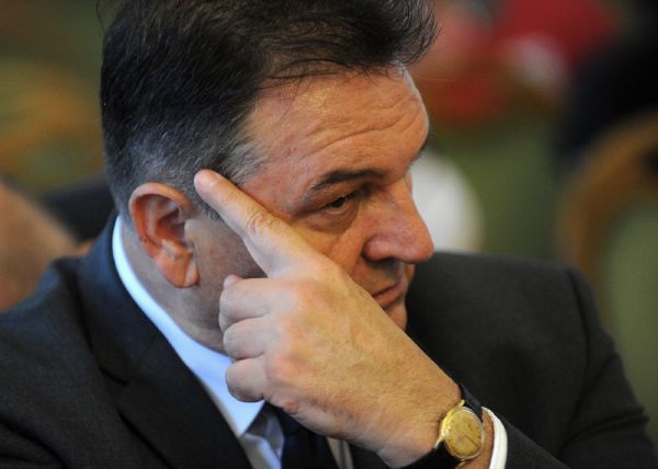 Radimir Čačič. Z vysoké politické funkce za mříže.