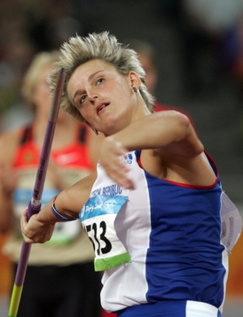 Barbora Špotáková bude kvůli těhotenství na Zlaté tretře chybět.