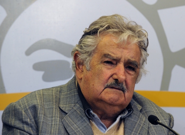 Uruguayský prezident José Mujica se necítí být chudý.
