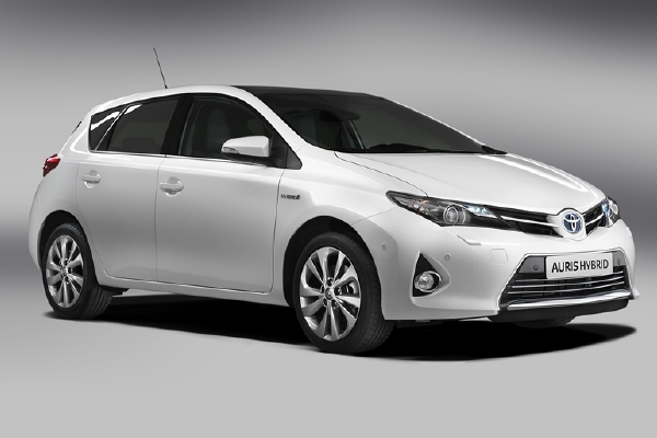 Do seznamů hybridů Toyoty přibude záhy i model Auris.