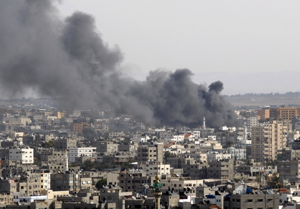 Ozbrojený konflikt Izraele s radikály z palestinského pásma Gazy pokračoval i v pátek novými útoky. 