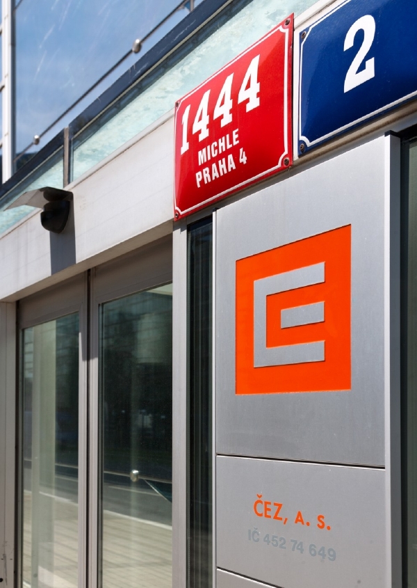 Albánský energetický regulátor zahájil proces odebrání licence tamní divizi české energetické firmy ČEZ.