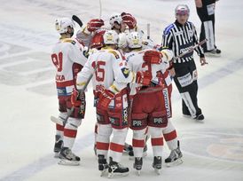 Slavia dvakrát po sobě prohrála, bude se radovat v derby?