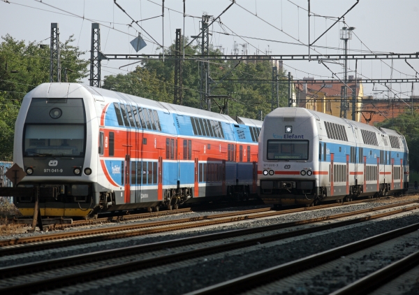 ČD zvýší počet vlaků o 105 na 8463 spojů. ČD zvýší počet vlaků o 105 na 8463 spojů.