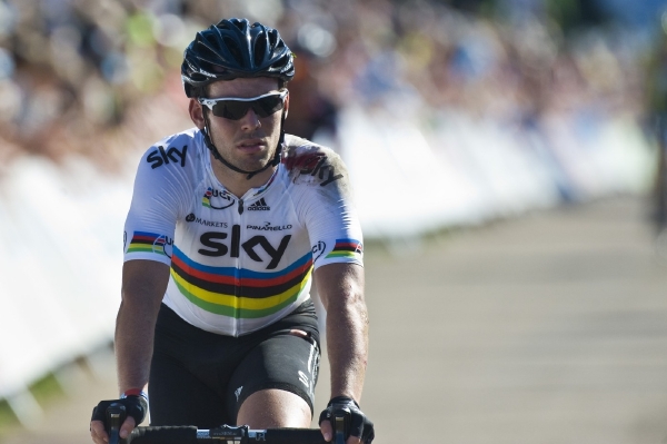 Cyklista Mark Cavendish se stal dalším členem britské reprezentace, který se v poslední době při tréninku srazil s autem. Cyklista Mark Cavendish se stal dalším členem britské reprezentace, který se v poslední době při tréninku srazil s autem.