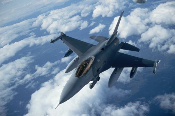 Izraelský F-16 Falcon.