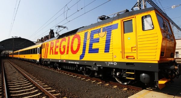 RegioJet zvýšil v září počet párů vlaků na původně plánovaných devět, osm z nich jezdí prozatím do Havířova, jeden až do Žiliny.