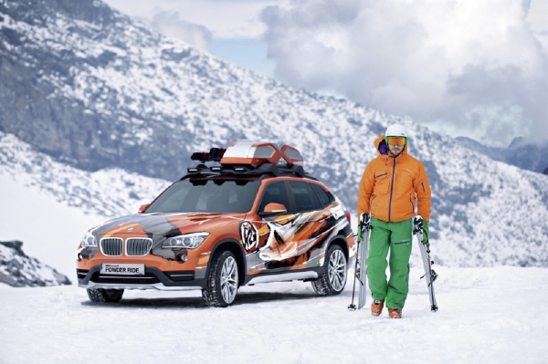 Koncepční BMW má na střeše výklopné reproduktory.