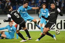 Momentka z utkání Ligy mistrů Petrohrad - Málaga.