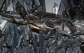 Minerál antimonit.