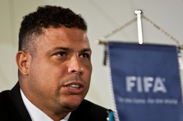 Bývalý brazilský fotbalista Ronaldo se rozhodl zhubnout.