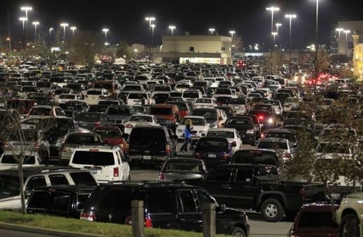 Odhaduje se, že do obchodů během víkendu zamíří až 147 milionů Američanů.