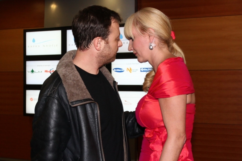 Vendula Svobodová a Patrik Auš. Vendula Svobodová a Patrik Auš.