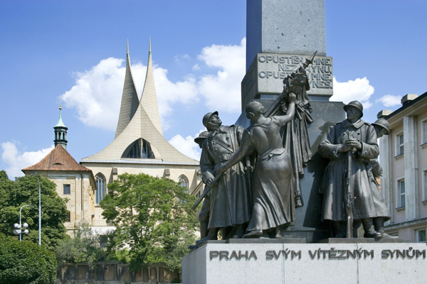 Zdarma bude přístupný i Emauzský klášter. Zdarma bude přístupný i Emauzský klášter.